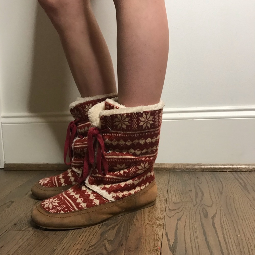 Faire isle red/cream winter booties